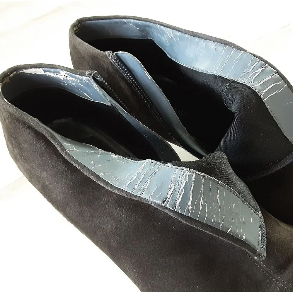 LORD & TAYLOR Flex Charcoal Gray Genuine Suede Bootie Sz 9